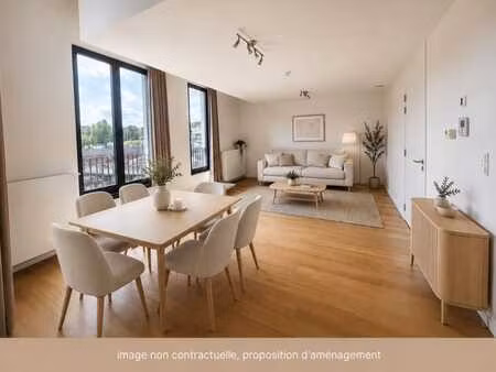 bel appartement lumineux 1 ch avec balcon