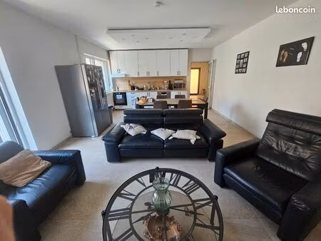 a louer app. 130m² a villers-le-lac