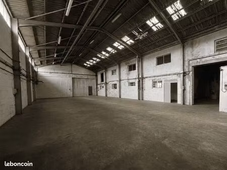 bureaux et entrepot à louer 750 m2