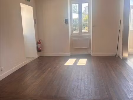 local commercial