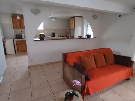 maison meublé tampon