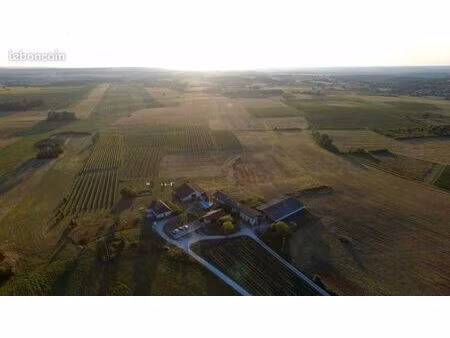 magnifique domaine  en dordogne  proche bergerac