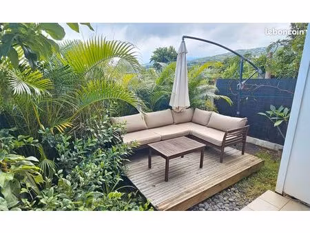 studio meublé  avec jardinet et pkg