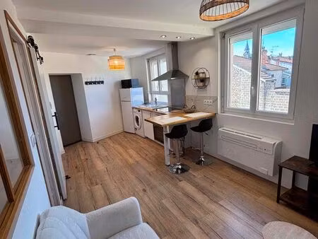 t1 bis 25 m2 rue beranger - clim - place de parking