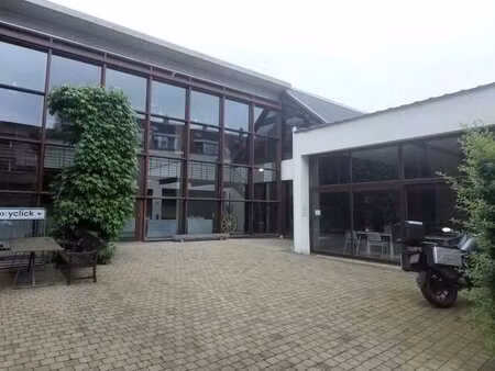 bureau 960m²