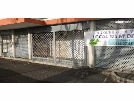 local de 78.70 m² bureau ou commerce