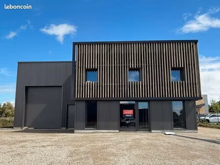 local 488 m² lamballe armor