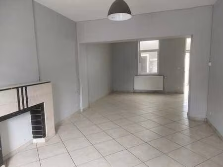 luttre  maison unifamiliale 3 chambres avec jardin
