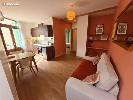 2 t2 de 31m² centre historique die