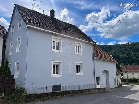 immeuble 6 pièces 145 m²