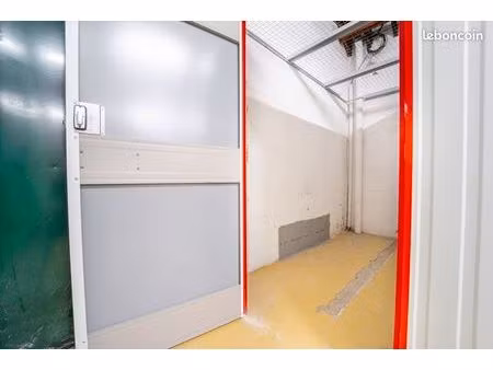 garage/box 6 m² paris