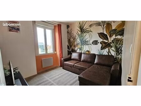 à 5 min à pied du port et de la plage de saint-guirec – t3 meublé avec terrasse plein sud 