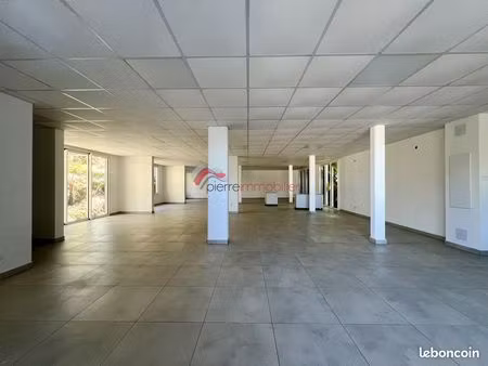 local 160 m² le tampon