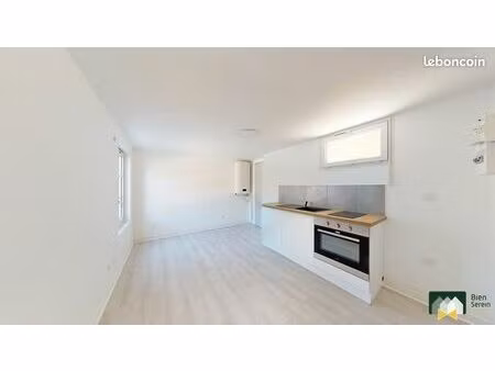 studio 1 pièce 16 m²