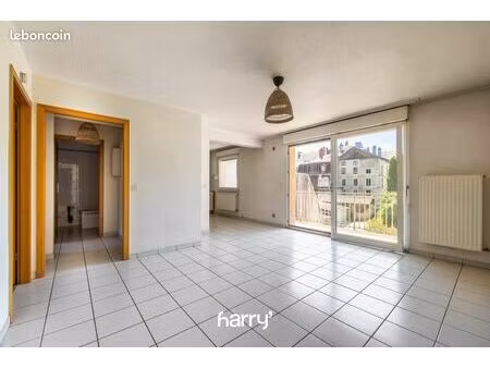 appartement 4 pièces 57 m²