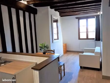 studio 1 pièce 34 m²