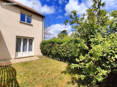 maison 3 pièces 65 m²