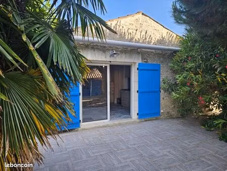 2 petites maisons en pierres le grand village plage