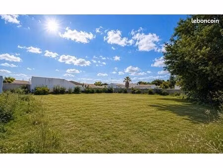 terrain 1 000 m² bourgneuf