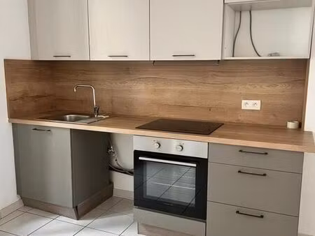 immeuble 12 pièces 260 m²