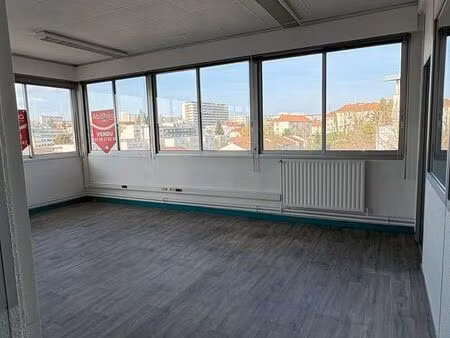 bureaux 146 m² besançon