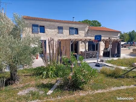 maison 5 pièces 151 m²