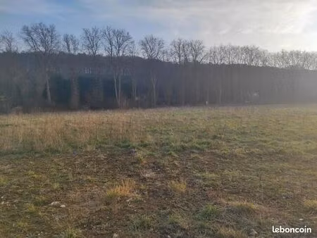 terrain 585 m² montfort sur risle