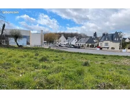 terrain 1 105 m² scaer