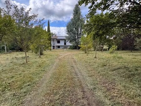 grande propriété sur 4 ha