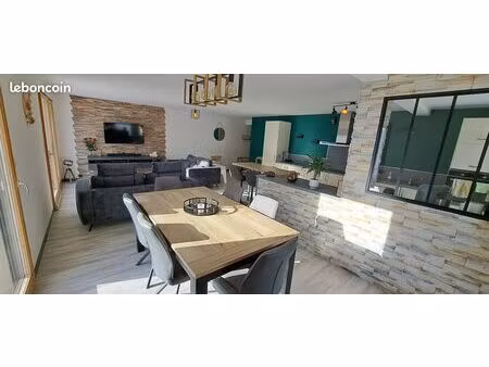appartement - 4 pièces - 93 m²