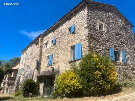maison de hameau avec gîte