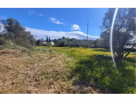 vente terrain 450 m² à montfrin (30490)  119 000 €