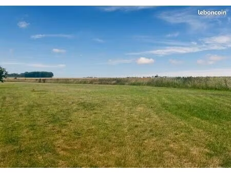 terrain 1 018 m² vaux sur eure