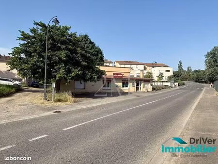 local commercial 215 m² gimont