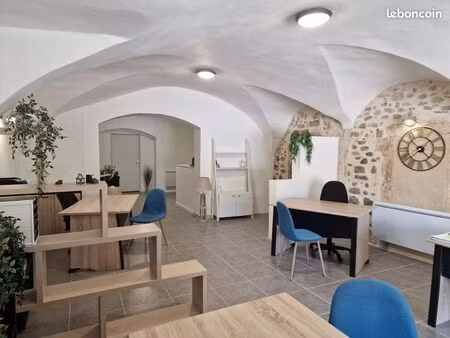 local commercial 90m²