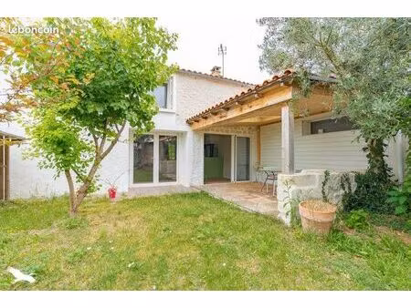 maison 6 pièces 160 m²