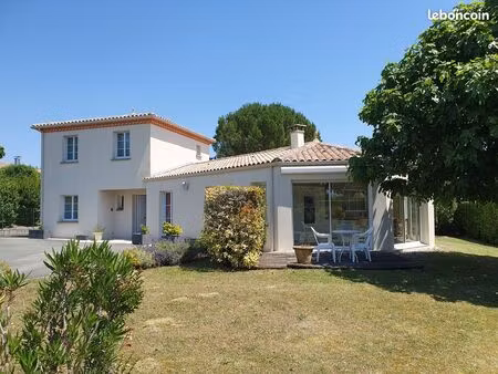 pavillon 7 pièces 175 m²