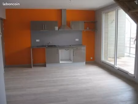 loue t3 duplex  balcon  garage