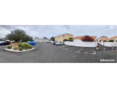 charmante maison  bien rare  3 ch lumineuses  piscine