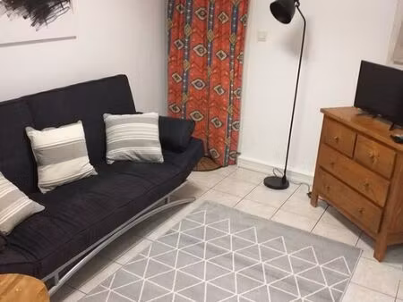 appartement t2 bis  climatisation   terrasse   parking