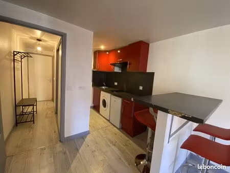 studio meublé tout équipé