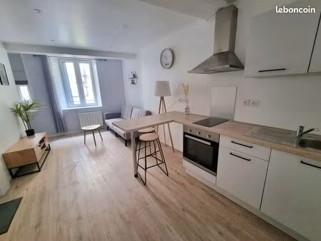 appartement meublé au 1er étage   23 m²