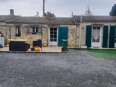 propriété avec 2 maison et dépendances
