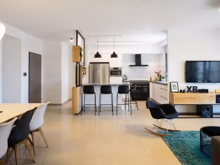 appartement de luxe à vendre dans le quartier supérieur