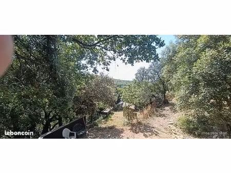 terrain de loisirs avec eau électricité