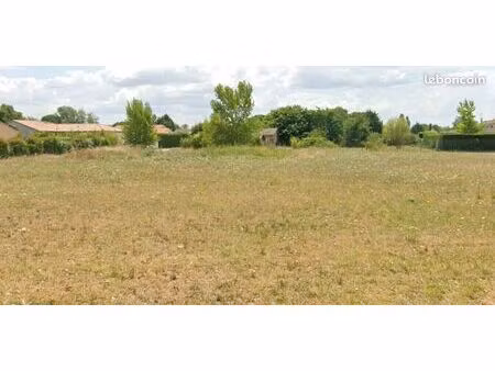 terrain 1 100 m² leguevin