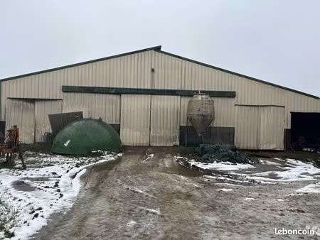 bien agricole 669881 m² lanrivain