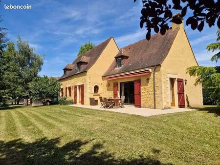 maison 6 pièces 145 m²
