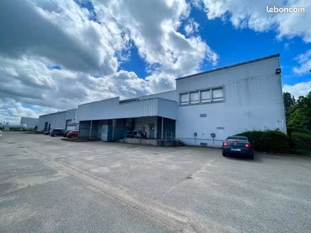 local d'activité 5 430 m²