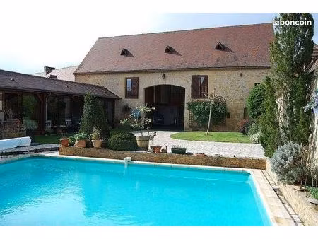 ferme 14 pièces 243 m²